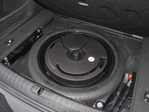 202255 TFSI quattro  ̥