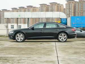 202245 TFSI quattro x ȣ