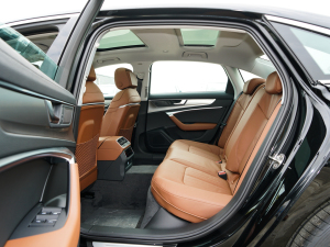 202245 TFSI quattro x ſg