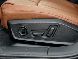 202245 TFSI quattro x {{(dio)(ji)