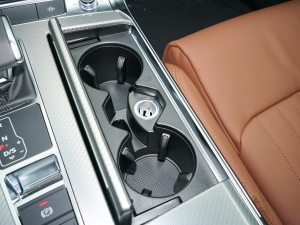 202245 TFSI quattro x ǰű