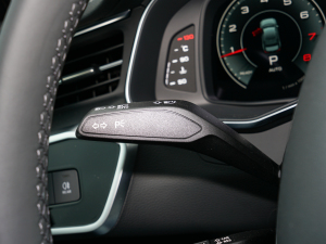 202245 TFSI quattro x п؅^