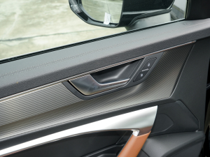 202245 TFSI quattro x п؅^