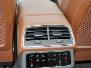 202245 TFSI quattro x п؅^(q)