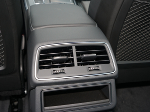 202240 TFSI AӸ п؅^