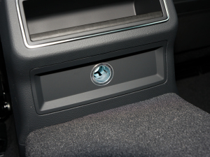 202240 TFSI AӸ п؅^