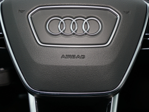 202240 TFSI AӸ п؅^