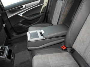 202245 TFSI quattro xӸ 