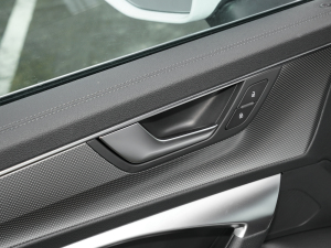 202245 TFSI quattro xӸ п؅^