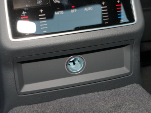 202245 TFSI quattro xӸ п؅^