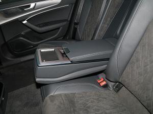 202255 TFSI quattro Ӹ 