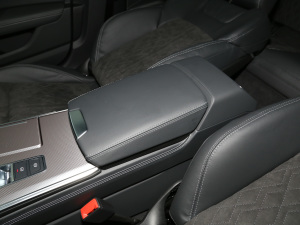 202255 TFSI quattro Ӹ 