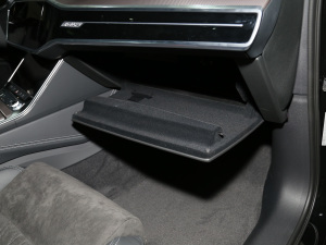 202255 TFSI quattro Ӹ 