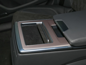 202255 TFSI quattro Ӹ g