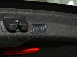 202255 TFSI quattro Ӹ g