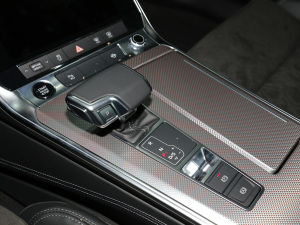 202255 TFSI quattro Ӹ QU