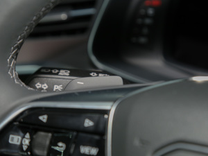 202255 TFSI quattro Ӹ п؅^