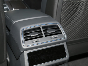 202255 TFSI quattro Ӹ п؅^