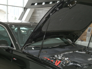 202255 TFSI quattro Ӹ 