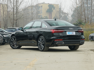 202245 TFSI quattro Ӹ 45