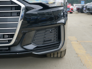 202245 TFSI quattro Ӹ ^