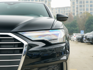 202245 TFSI quattro Ӹ ^