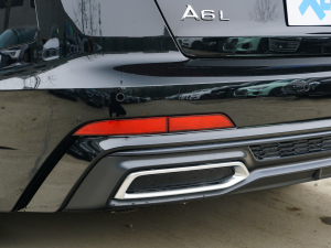 202245 TFSI quattro Ӹ (ji)^