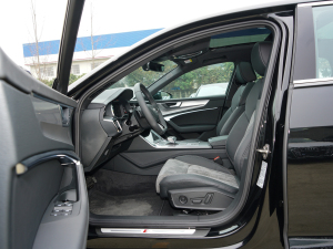 202245 TFSI quattro (dng) ǰſg