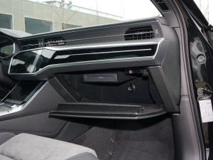 202245 TFSI quattro Ӹ 