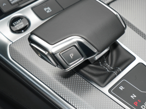 202245 TFSI quattro (dng) QU