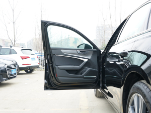 202245 TFSI quattro (dng) {λ܇T