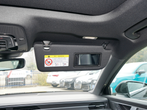 202245 TFSI quattro (dng) ꖰ壨ң