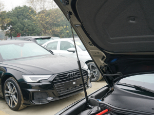 202245 TFSI quattro Ӹ 