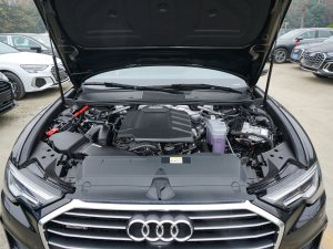 202245 TFSI quattro Ӹ lәC