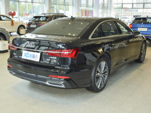 202255 TFSI quattro ŞӸ Һ45