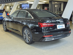 202255 TFSI quattro ŞӸ 45