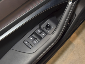 202255 TFSI quattro ŞӸ {܇ƅ^	