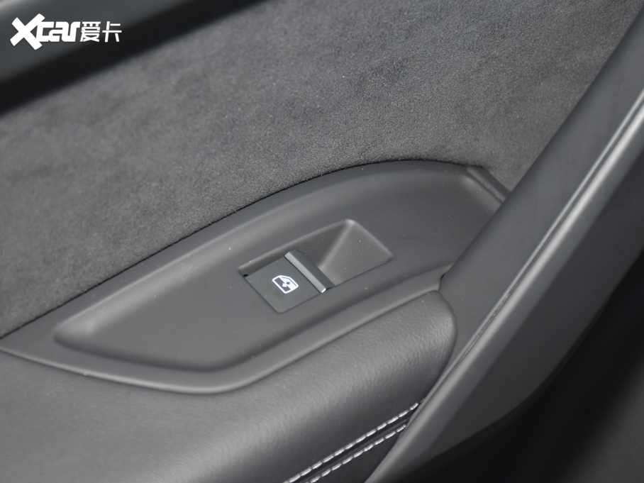 2022WQ5L Sportback 45 TFSI x