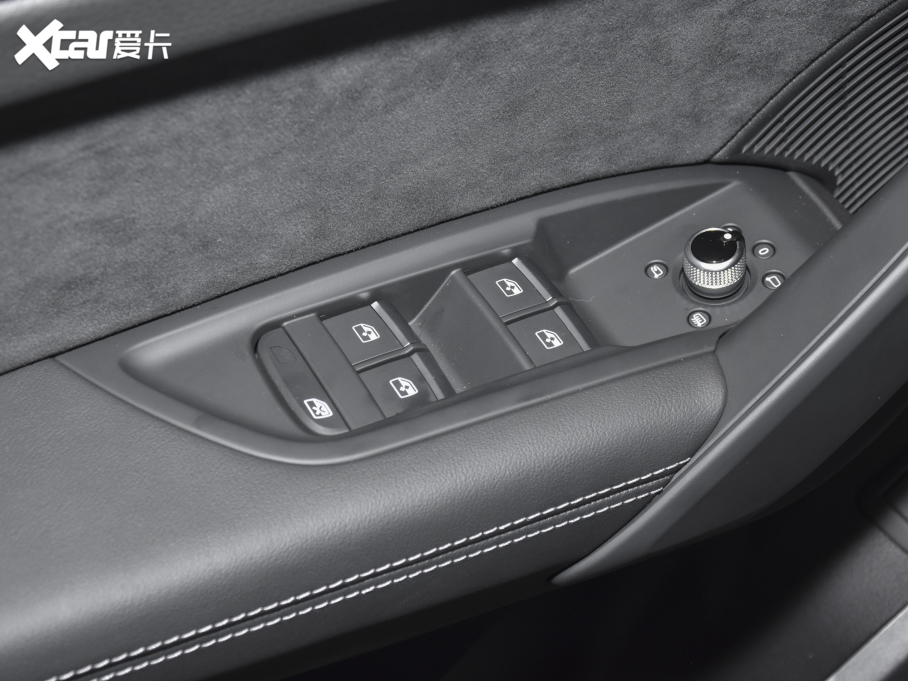 2022WQ5L Sportback 45 TFSI x