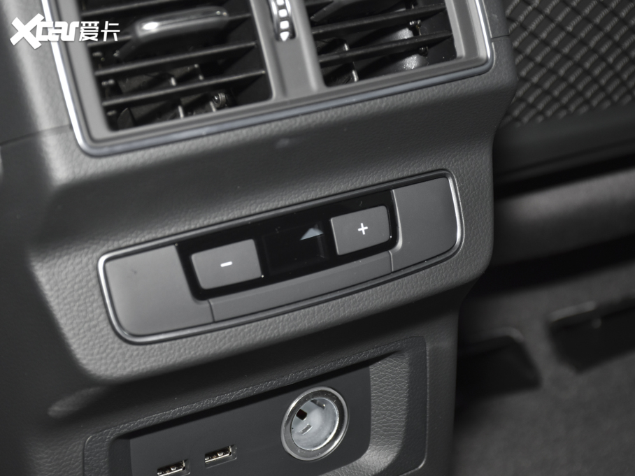 2022WQ5L Sportback 45 TFSI x