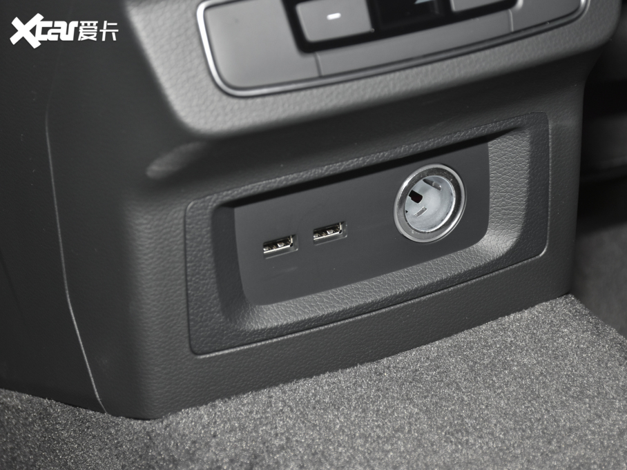 2022?yun)WQ5L Sportback 45 TFSI x