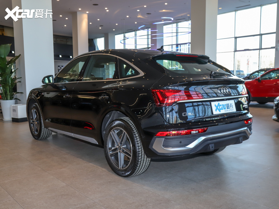 2022WQ5L Sportback 40 TFSI r