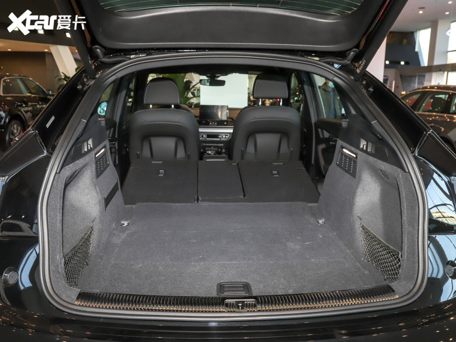 2022WQ5L Sportback 40 TFSI r