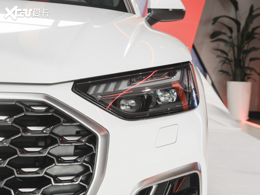 2022WQ5L Sportback 45 TFSI A