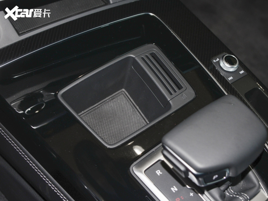 2022WQ5L Sportback 45 TFSI A