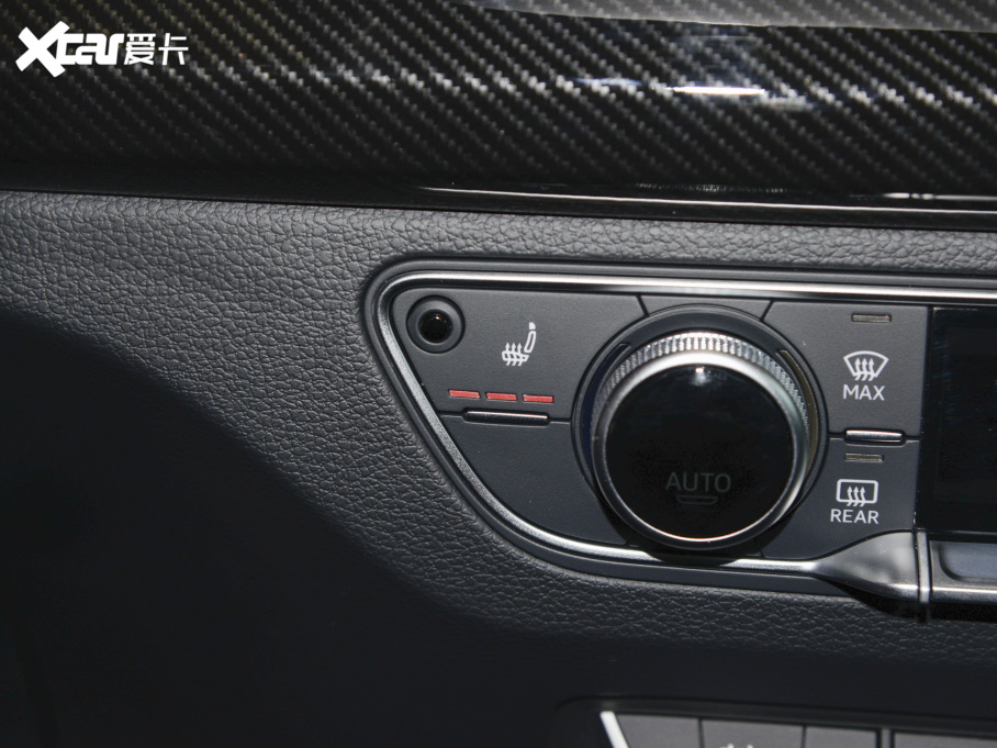 2022WQ5L Sportback 45 TFSI A