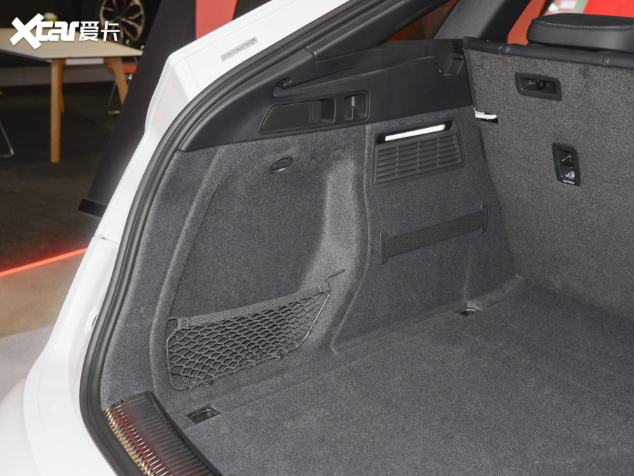 2022?yun)WQ5L Sportback 45 TFSI A