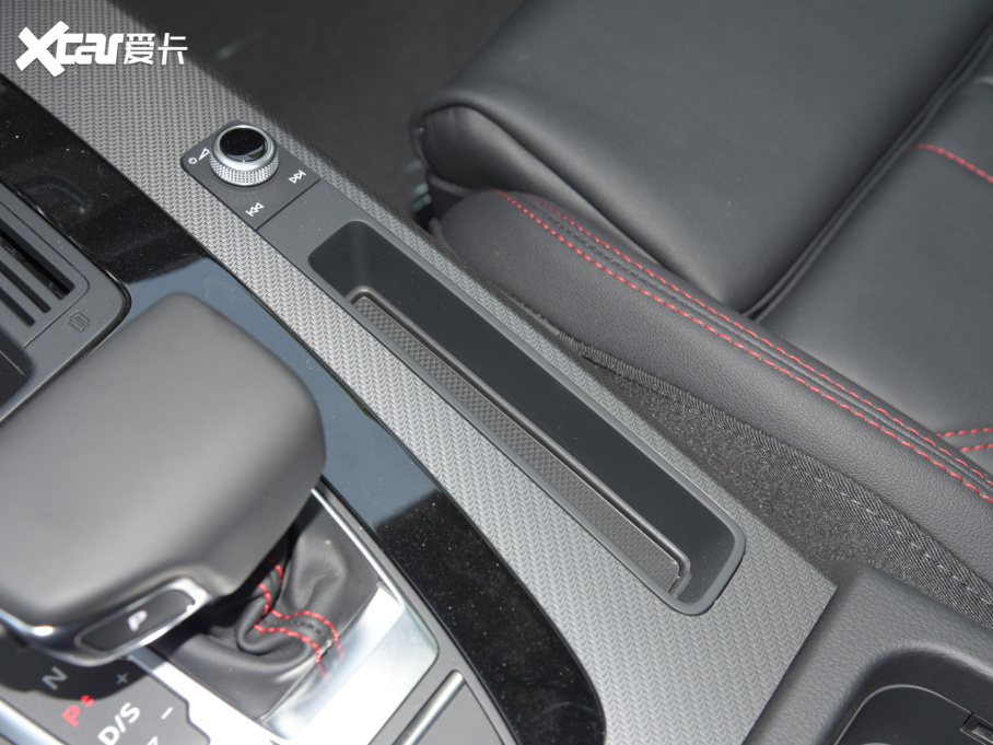 2022WQ5L Sportback 40 TFSI RS׼ȼ