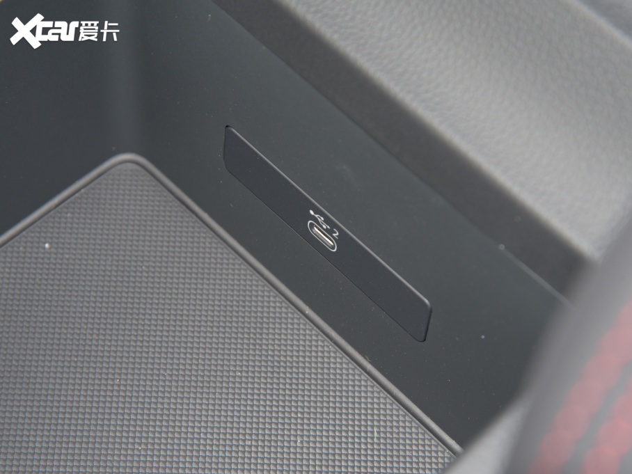 2022WQ5L Sportback 40 TFSI RS׼ȼ