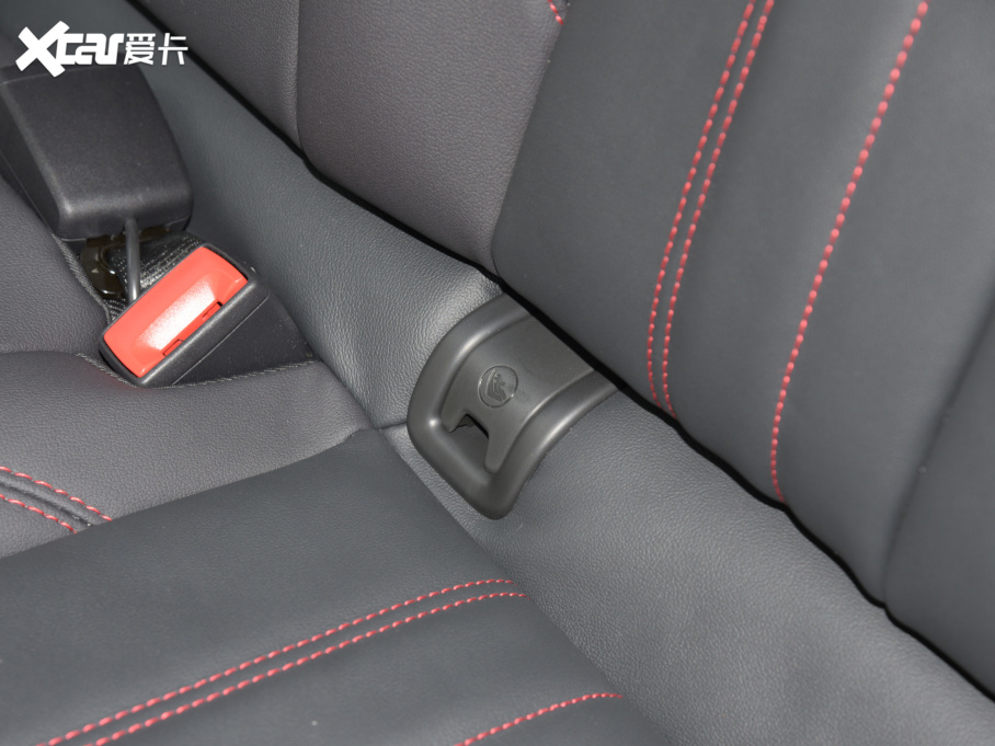 2022?yun)WQ5L Sportback 40 TFSI RS׼ȼ